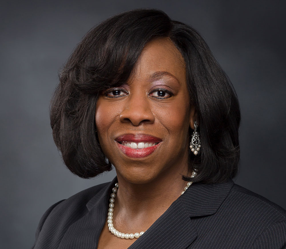 Rolanda Aiken